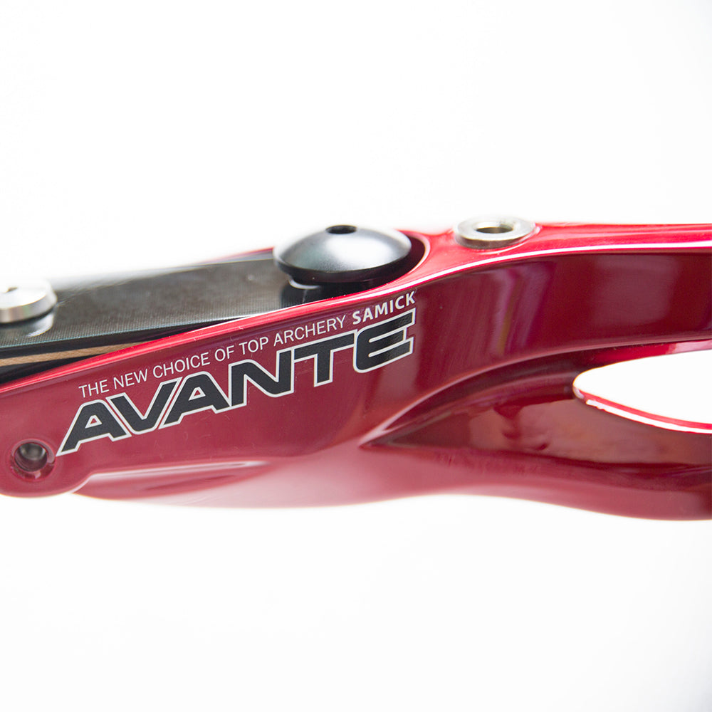 White Smoke SAMICK AVANTE Recurve Bow Riser (25” RH) SAMICK