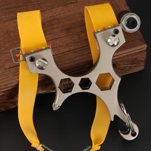 Black New Metal Fast Pressing Function Pocket Laser Light Outdoor Wrench Powerful Target Shooting Competition INDIAN SLINGSHOT