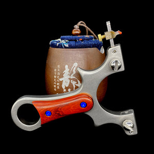 Black Stainless Steel Wooden Crosses Star Slingshot Fast Straight Shank Crushed Leather Bow Tie Free Outdoor Slingshot INDIAN SLINGSHOT