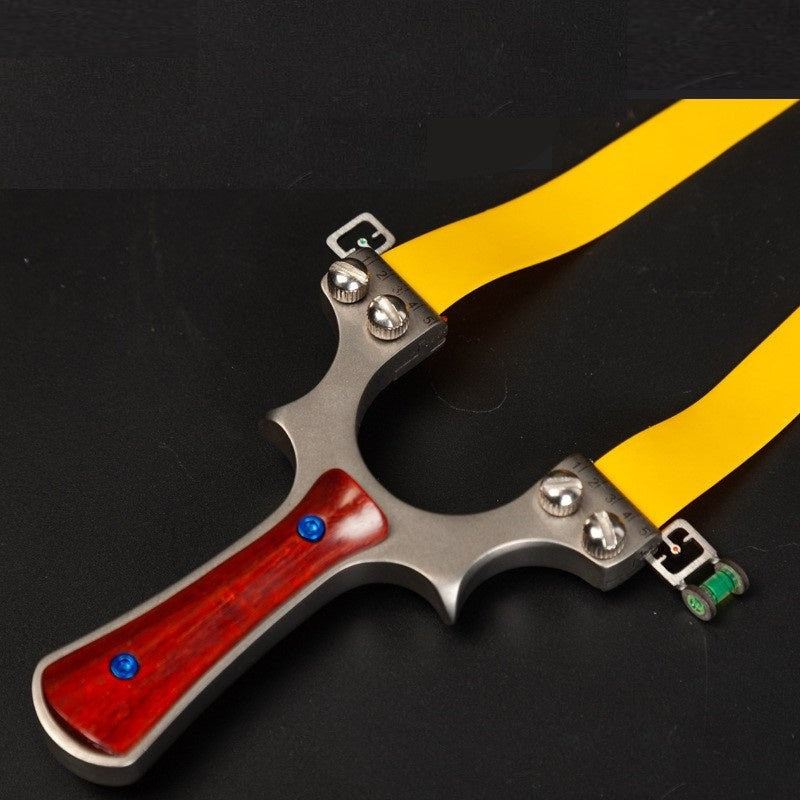Black Stainless Steel Brand New 304 Wire Cut Solid Wood Large Support Precision Slingshot Flat Leather Fast Pressing Outdoor Shooting MARKSMAN