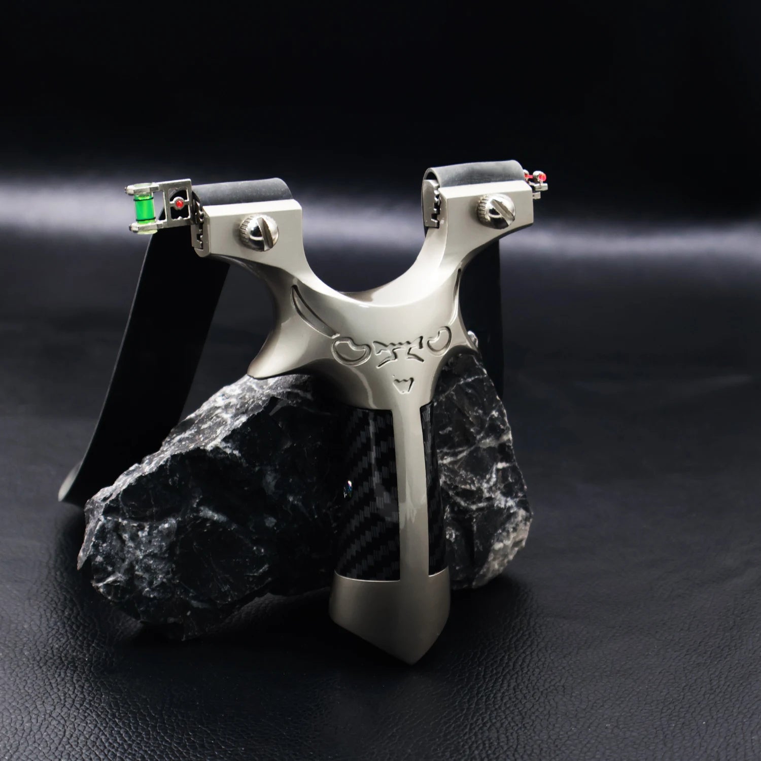 Black Alloy Valiant Slingshot MARKSMAN