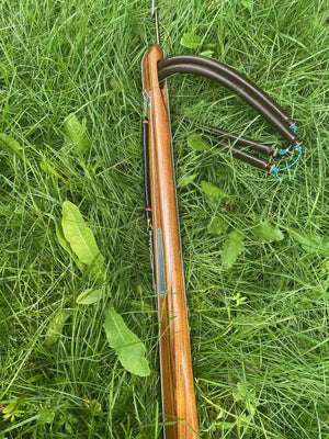 Olive Drab Teak Wood 110cm Diving Speargun Set – Portable Spear Fishing Tool for Underwater Fishing MARKSMAN